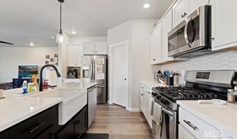 10000 La Jolla Dr, Boise, ID 83709