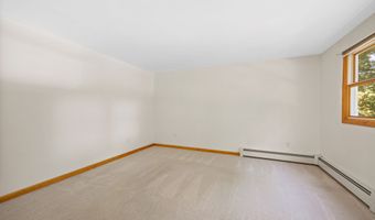 7 Stephens Ct, Clinton, CT 06413