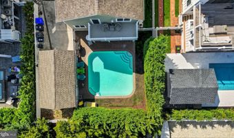 273 7TH St, Avalon, NJ 08202