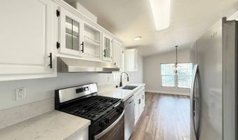 4 Magnolia Via, Anaheim, CA 92832