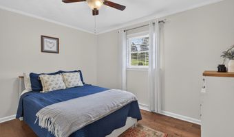379 NE Morningside Ln, Abingdon, VA 24210