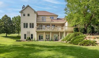 660 Birch Hollow Dr, Antioch, IL 60002