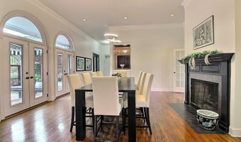 1342 Applewood Rd, Baton Rouge, LA 70808