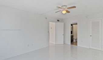 9800 W Bay Harbor Dr 308, Bay Harbor Islands, FL 33154