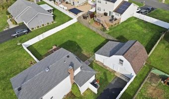 129 Willow Ave, Aberdeen, NJ 07747