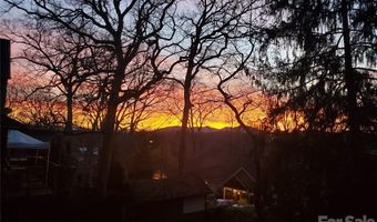 83 Tacoma Cir, Asheville, NC 28801