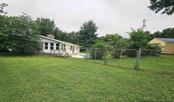 861 Oak Crst, Baxter Springs, KS 66713