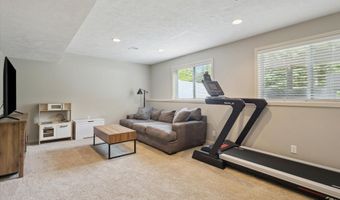 11838 Andrews Ave, Allendale, MI 49401