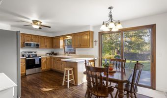 1500 REBECCA Ln, Appleton, WI 54915