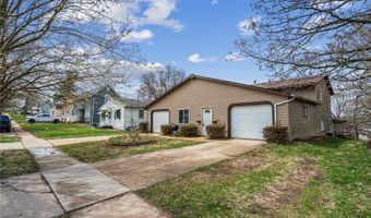 608 S Garnavillo St, Anamosa, IA 52205