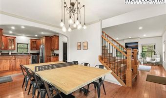 555 Highland Dr, Banner Elk, NC 28604