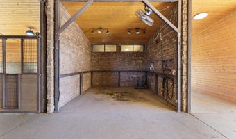 21620 W Buckwheat Ln, Congress, AZ 85332