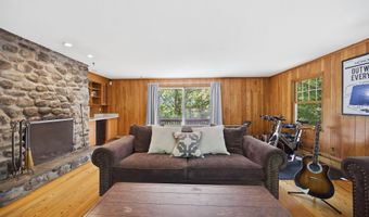 5 Pinecrest Cir, Bedford, NH 03110