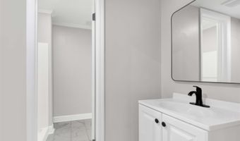 1724 KING CHARLES Ct, Alabaster, AL 35007