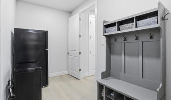 22773 ORCHARD GROVE Dr, Ashburn, VA 20148