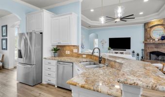 201 Sandstone Ln, Weatherford, TX 76085