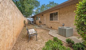 10913 Treeside Ln, Escondido, CA 92026