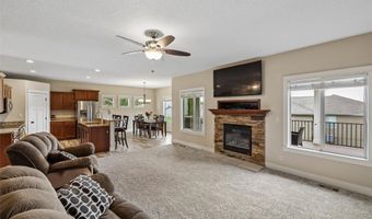 1616 SE Coralberry Dr, Ankeny, IA 50021