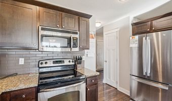 2727 6th Ave SE, Altoona, IA 50009