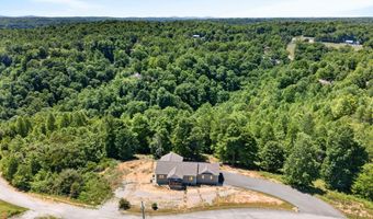 944 Lakepoint Dr, Albany, KY 42602