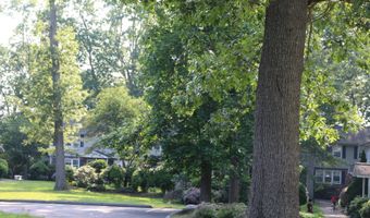 280 E Main St APT A2, Clinton, CT 06413