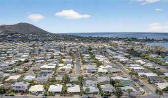 7240 Waiopua St, Honolulu, HI 96825