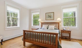 27 Orchard Ln, Alton, NH 03809