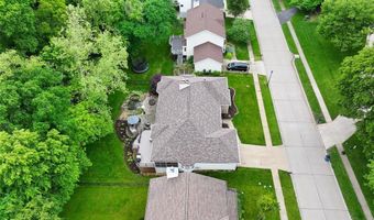 500 Terrington Dr, Ballwin, MO 63021