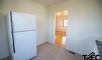 309 E 4th St, Powell, WY 82435