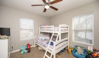 401 Mildred St, Alton, IL 62002