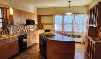 1314 Chestnut St, Atlantic, IA 50022