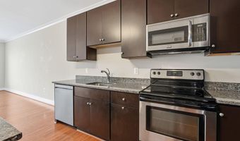 815 N PATRICK St 406, Alexandria, VA 22314