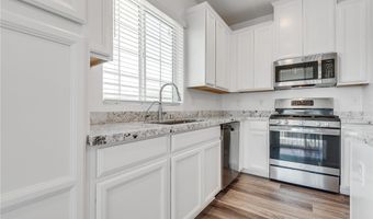 20 Barbara Ln 13, Las Vegas, NV 89183