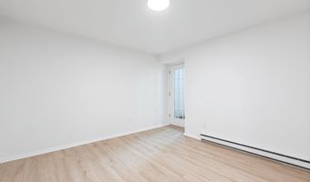 207 S PATRICK St 204, Alexandria, VA 22314