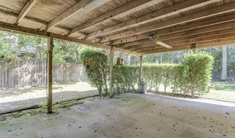 1739 Thomas Jefferson Dr, Biloxi, MS 39531