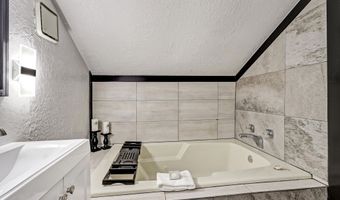 37 Pine Valley Dr, Angel Fire, NM 87710