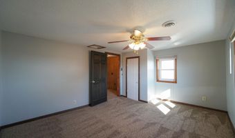 13498 Westbrook St, Ackley, IA 50601