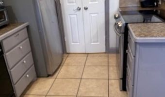 1013 Christine St, Keene, TX 76031