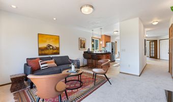 21805 BOONES FERRY Rd, Aurora, OR 97002