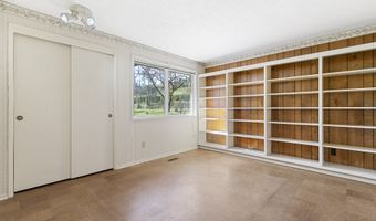 10418 CHAMPOEG Rd, Aurora, OR 97002