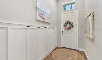 6412 GRENADA ISLAND Ave, Apollo Beach, FL 33572