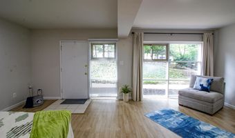 4361 AMERICANA Dr A, Annandale, VA 22003