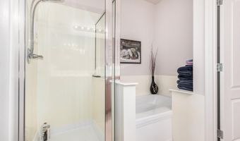 705 W QUEEN CREEK Rd 2062, Chandler, AZ 85248
