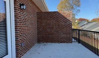 102 Riggins Ln, Anderson, SC 29621