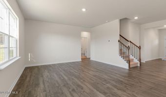 1097 Aviator Ln, Ayden, NC 28513