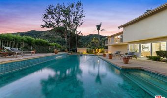 9774 Millboro Pl, Beverly Hills, CA 90210