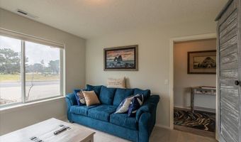2701 Lincoln Ave, Bandon, OR 97411