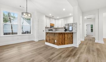 579 Sams Point Rd, Beaufort, SC 29907