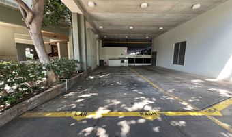 2600 Pualani Way 904, Honolulu, HI 96815