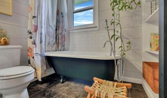 10889 Ridge Rd SW, Amanda, OH 43102